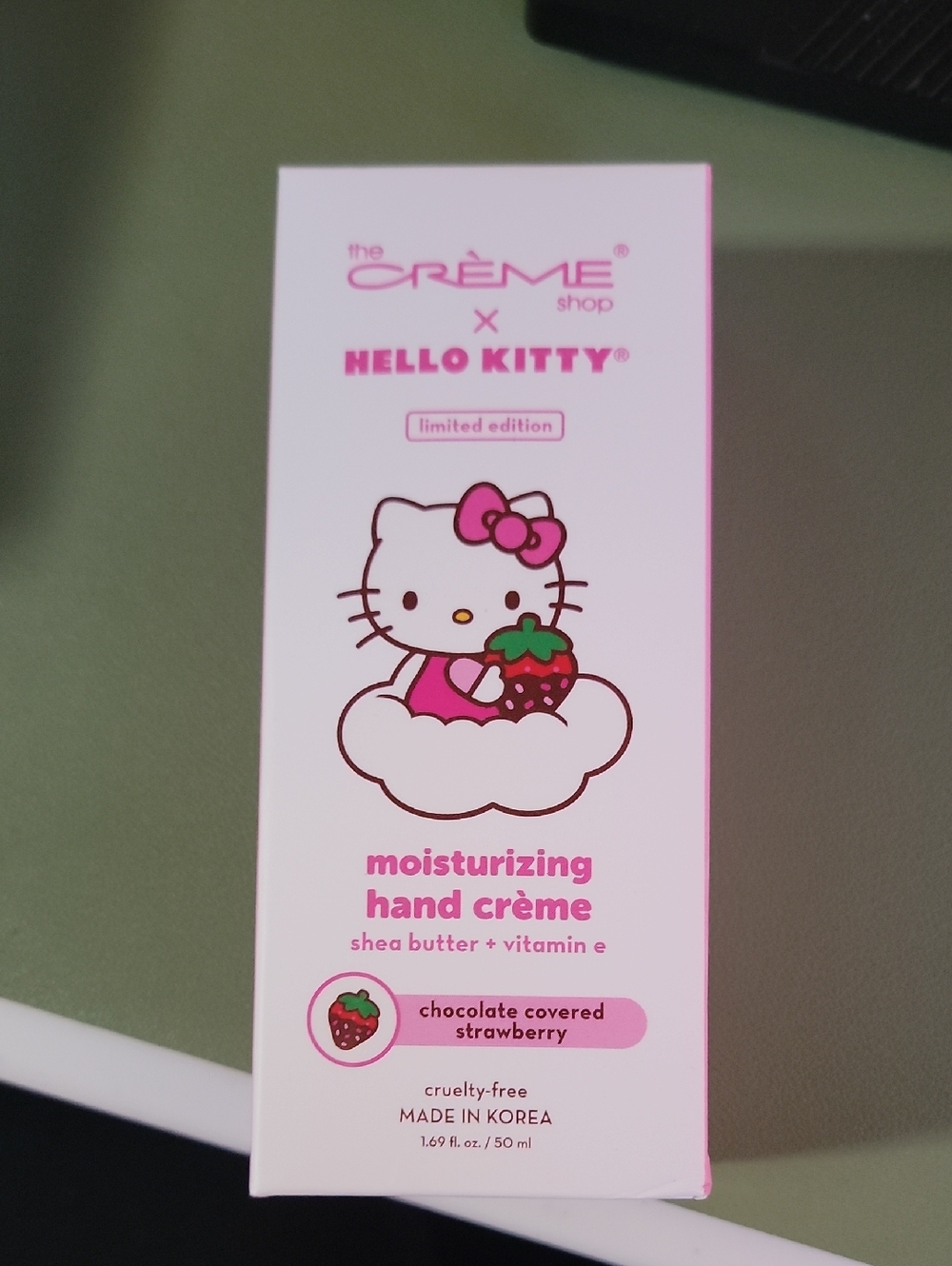 the CRÈME shop x HELLO KITTY Moisturizing Hand Crème - Pink